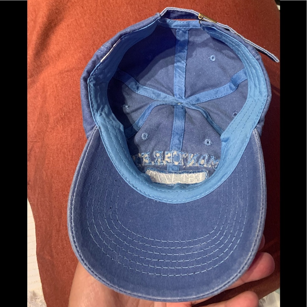 Hat - Picture 3 of 6